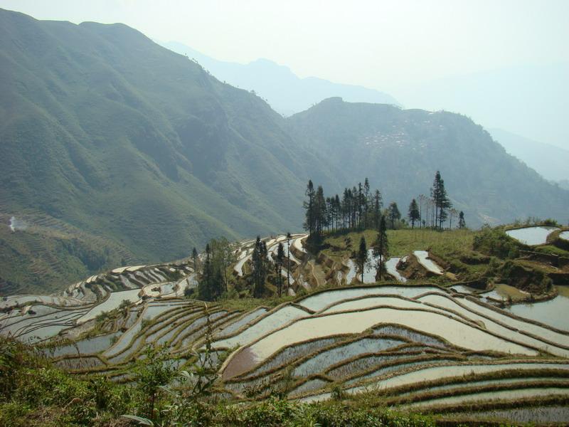 普龍新寨村