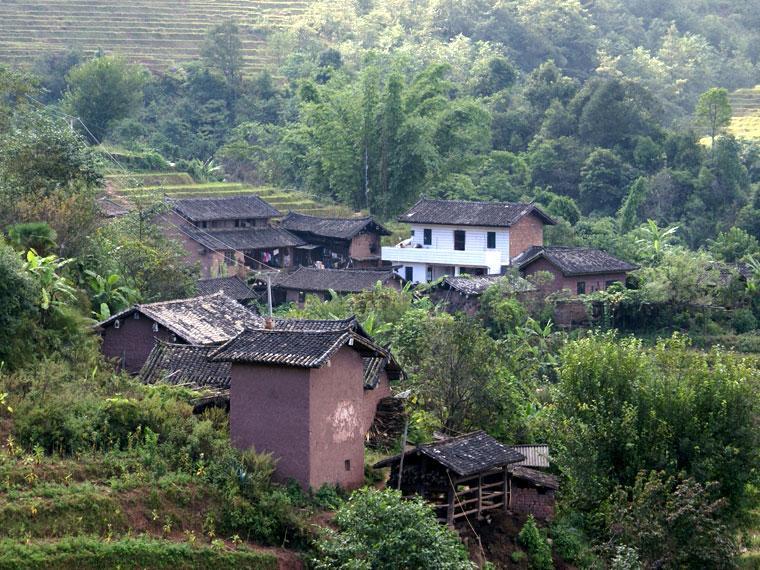 大箐邊村(雲南楚雄州雙柏縣愛尼山鄉下轄村)