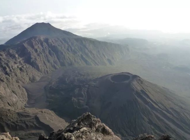 梅魯火山