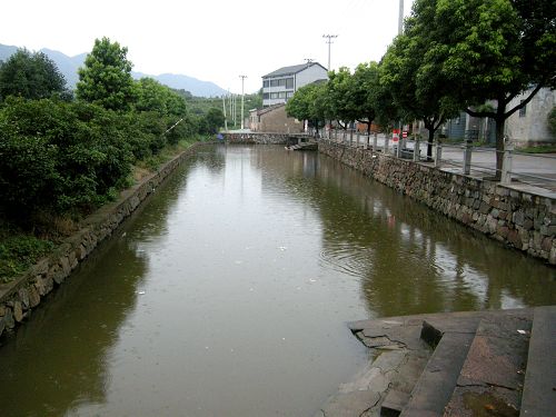 山嶺自然村