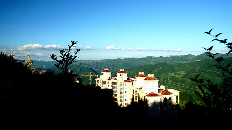 林海雲天實景圖