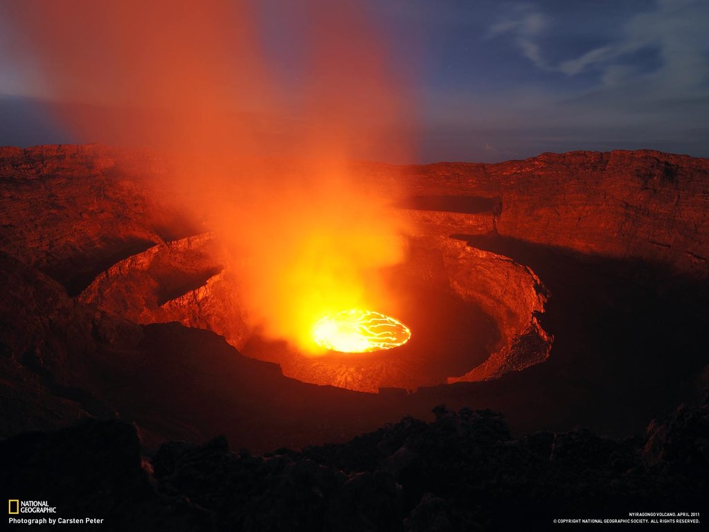 缺裂火山口