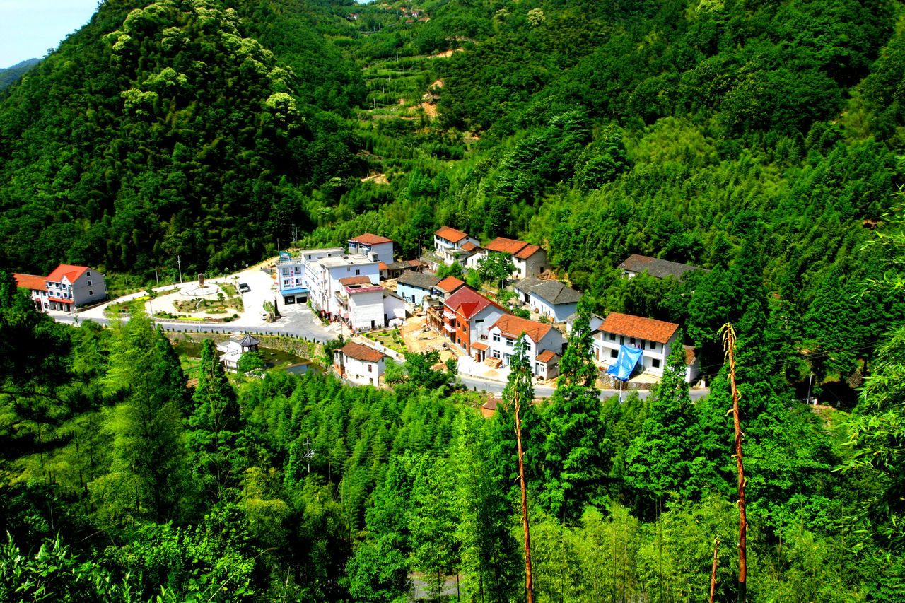 八十畝地村(北京市房山區城關街道八十畝地村)