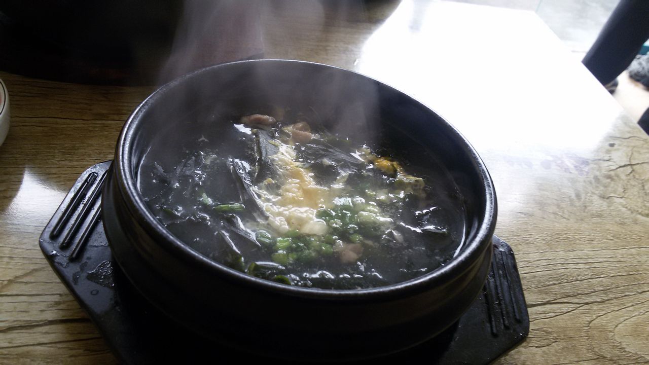 蛋花海帶冬粉湯