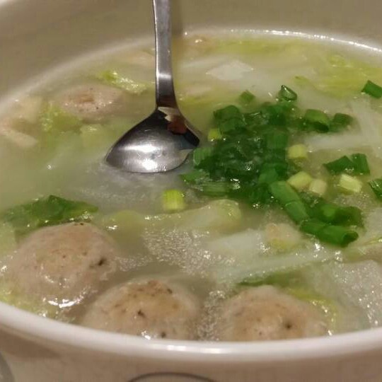 貢丸白菜湯