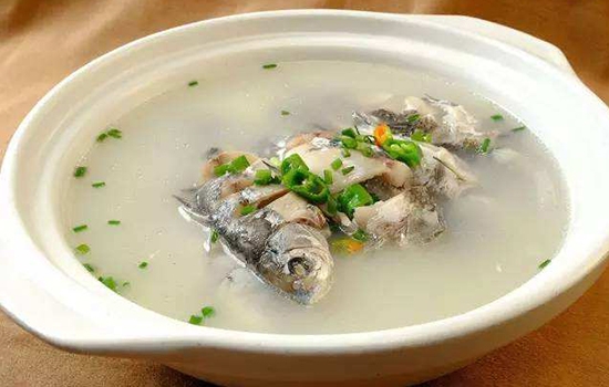 當歸黃芪鯉魚湯