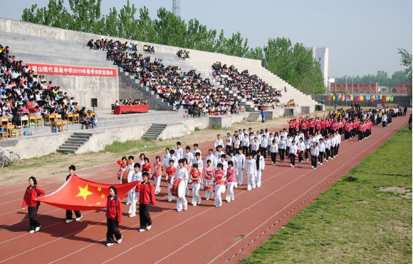 學校“運動會”