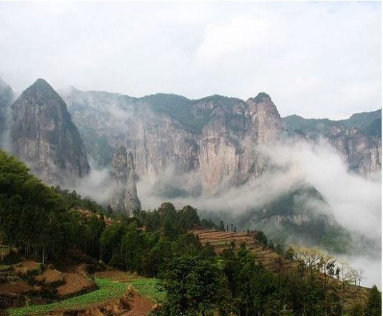 西湖靈山