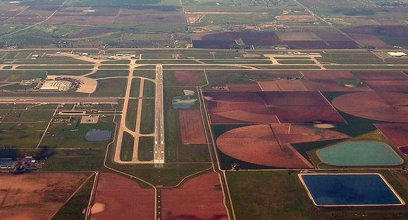 拉伯克普雷斯頓·史密斯國際機場