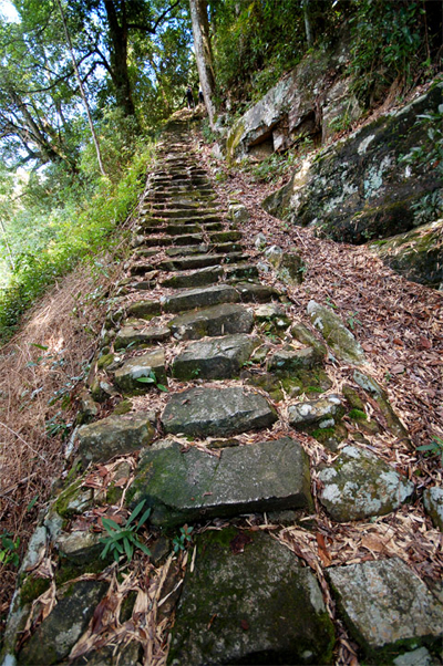 葉山嶺古道