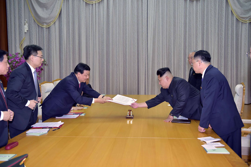 劉雲山與朝鮮勞動黨第一書記金正恩