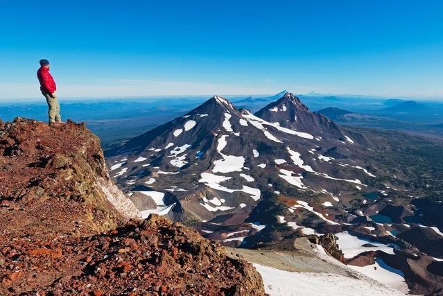 南姐妹火山