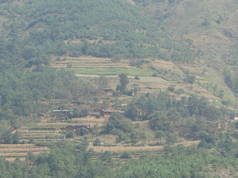 謝家溝村(雲南會澤縣迤車鎮下轄村)