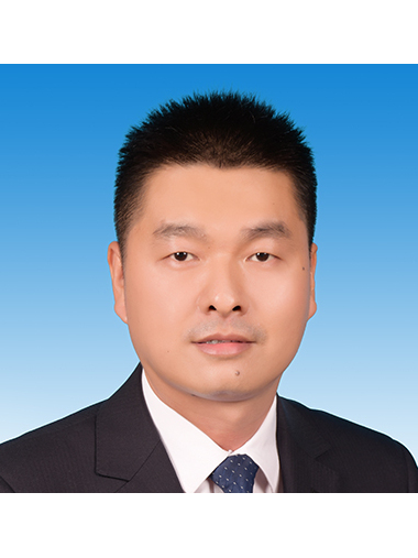 李鳴(新疆維吾爾自治區伊犁哈薩克自治州伊寧市副市長（掛職），新疆銀行公司業務管理部副總經理)