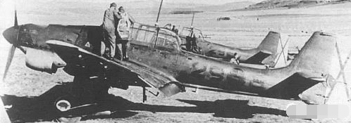 Ju87俯衝轟炸機