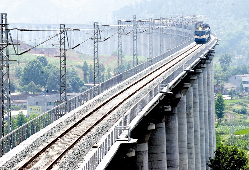 襄渝鐵路十堰段大峽河特大橋（2301.92米）