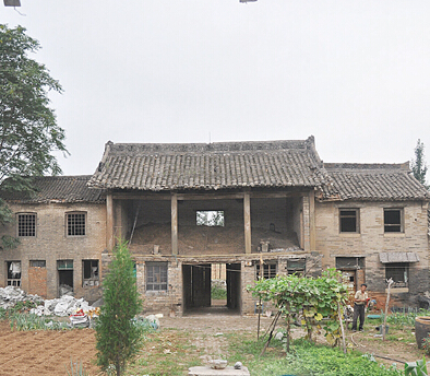 西頓村(山東省兗州市新驛鎮下轄村)