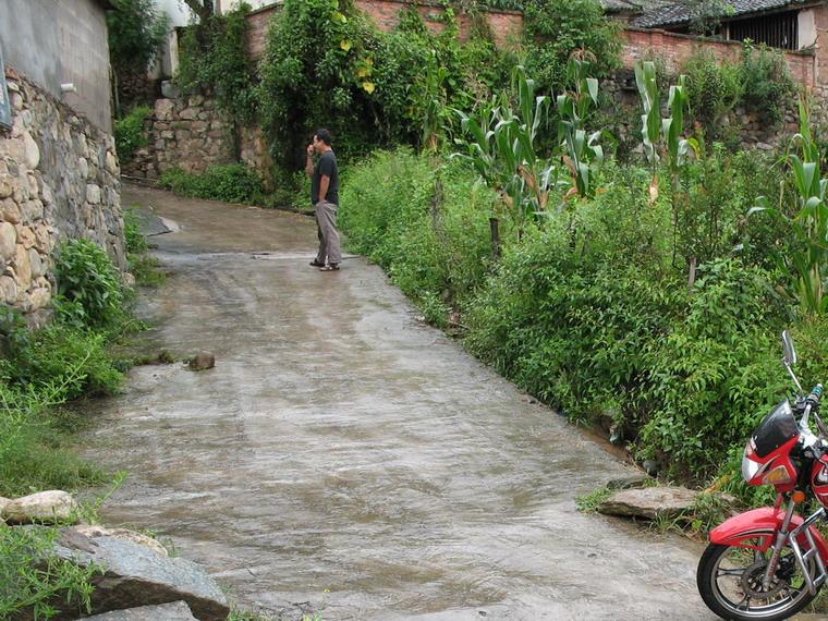 進村道路