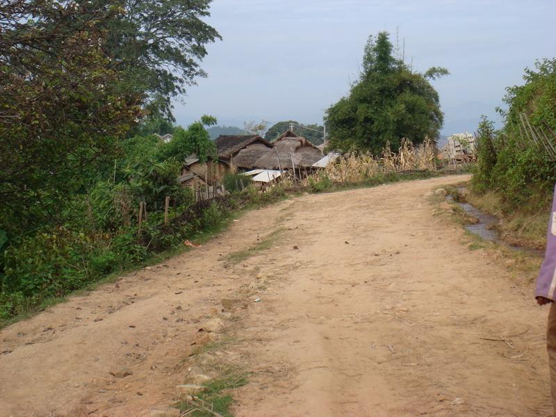 進村道路