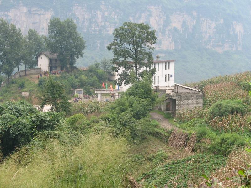 環山自然村(雲南省昭通鎮雄縣赤水源鎮倮倘村環山自然村)