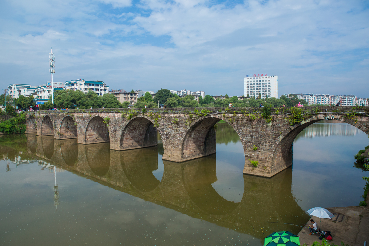 屯溪鎮海橋(屯溪橋)