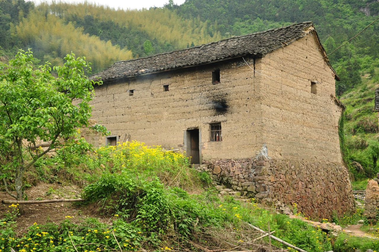 上坪村(雲南省楚雄大姚縣桂花鄉上坪村)