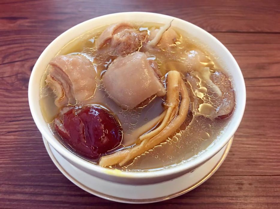 黨參黃羊肉湯