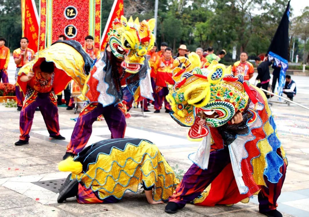 麒麟舞（塘廈舞麒麟）