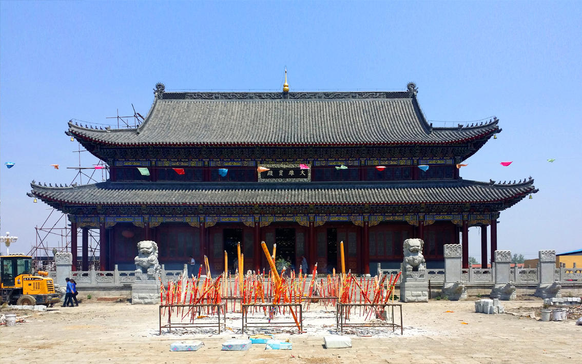 八面城青雲石佛寺