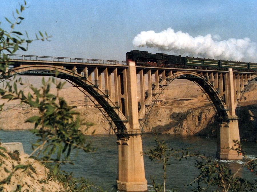 包蘭線東崗鎮黃河橋