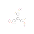 1,3,5-三[（4-三氟甲磺醯氧基）-3-（三甲基矽基）苯基]苯