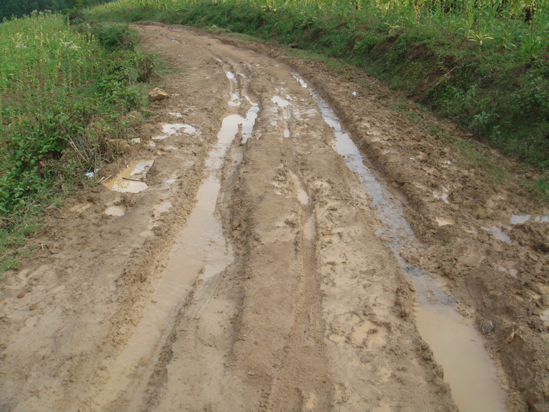 同邑三自然村通村道路