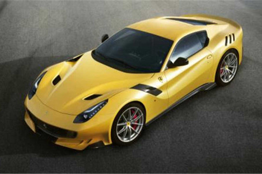 法拉利 F12 TDF