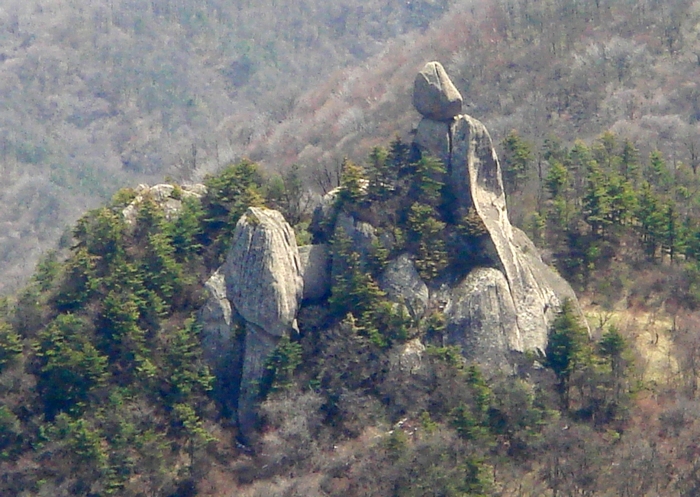 石塔山(福建省建甌石塔山)