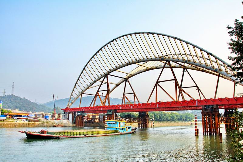 白天的東華大橋