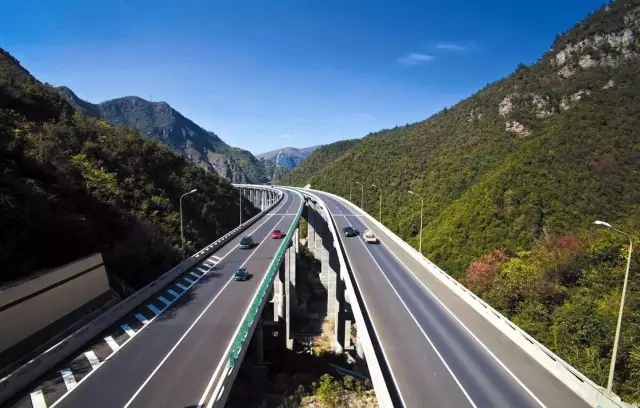 瀘黃高速公路