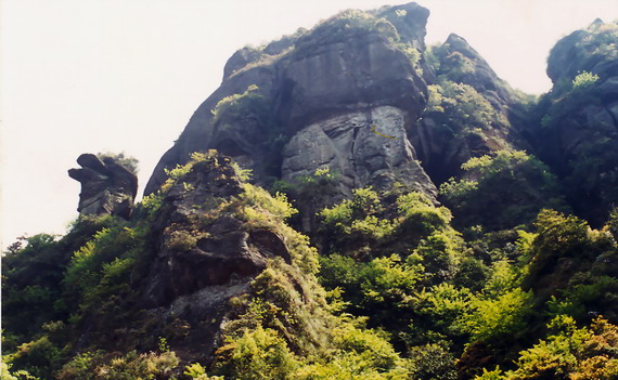 白岩山