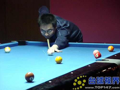 李明文(花式檯球選手)