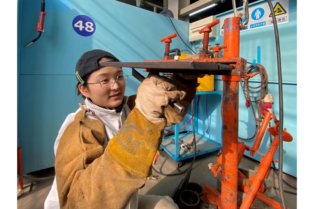 夏以琳(中國能源建設集團江蘇省電力建設第一工程有限公司焊接技能指導教師)