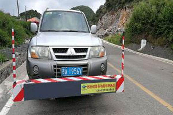 雷射道路多功能檢測系統