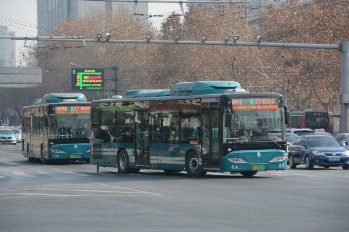 K63路 JK6126GPHEVN5Q2