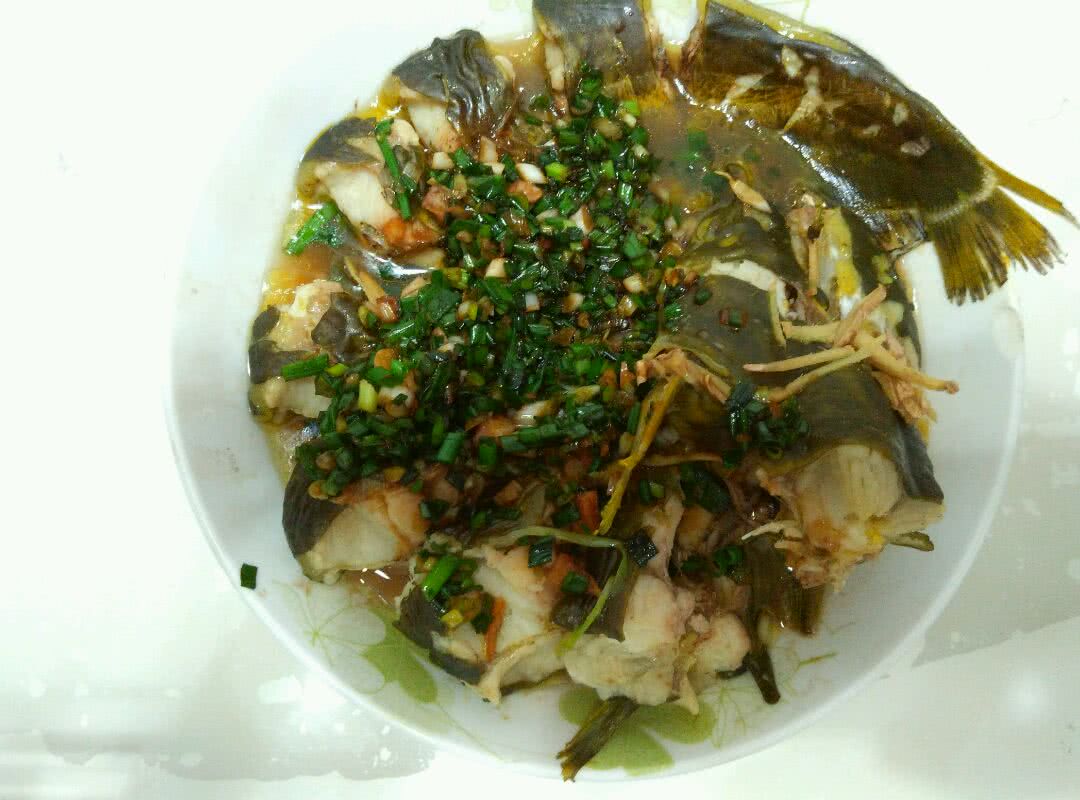 蒸鯰魚柳