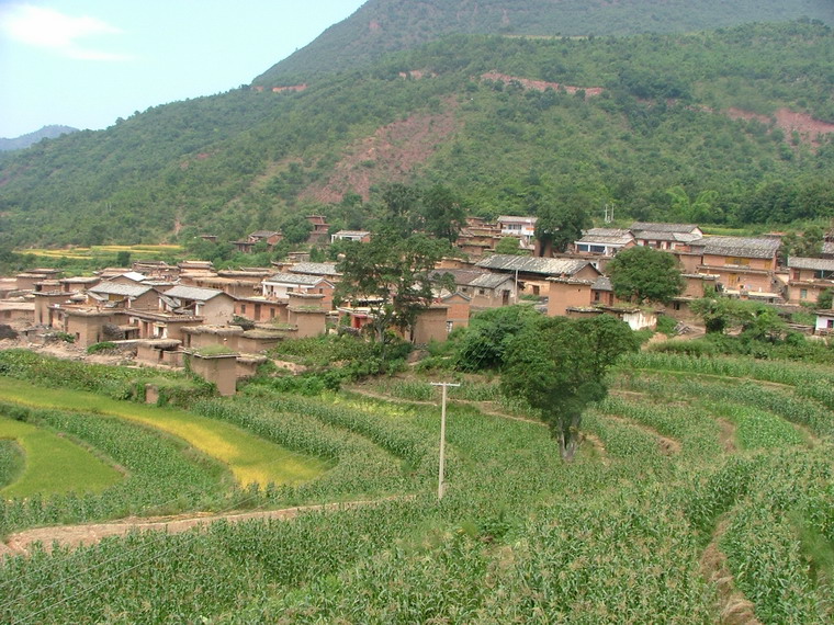 魯一尼村