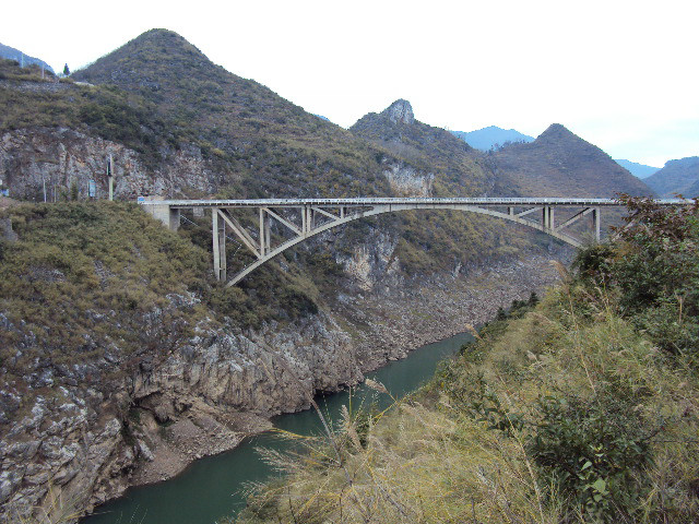 斯拉河大橋