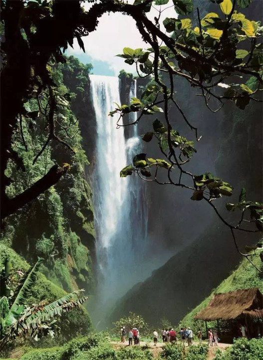 靖西古龍山峽谷群風景區