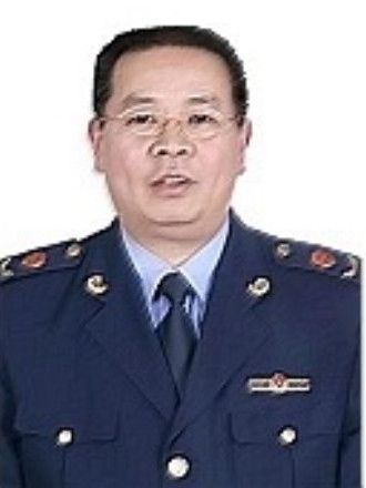 周軍(湖北省巴東縣市場監督管理局黨組成員、副局長、二級主任科員)