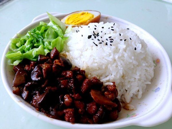 濃汁滷肉飯