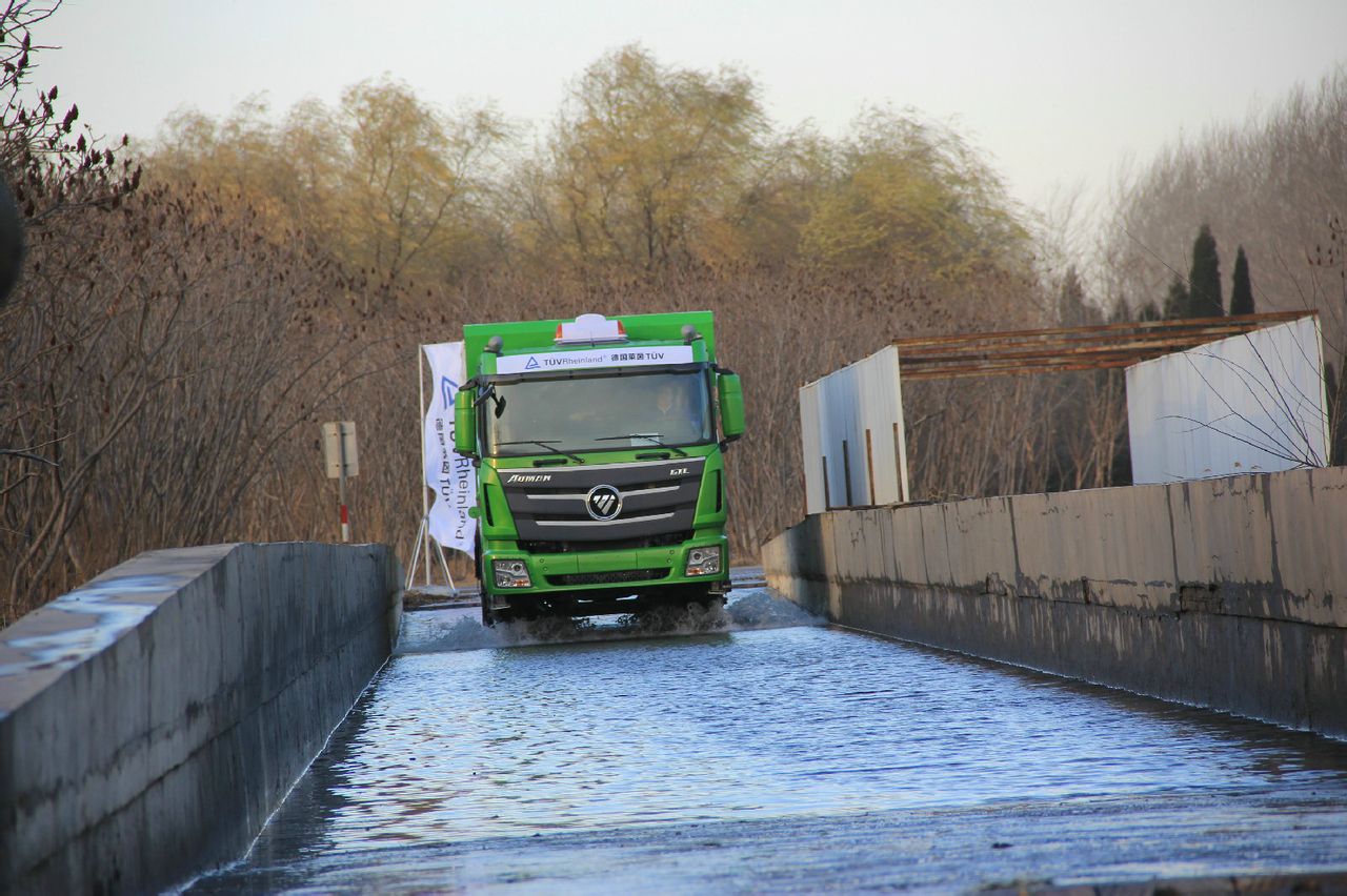 歐曼渣土車