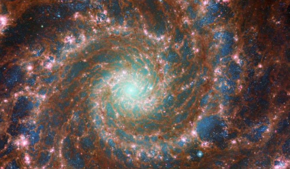 完美螺旋星系(梅西耶M74)