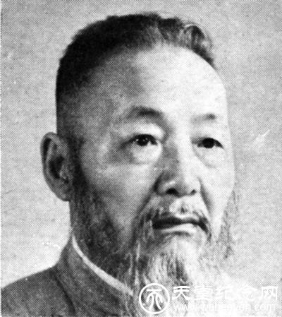 龔德柏